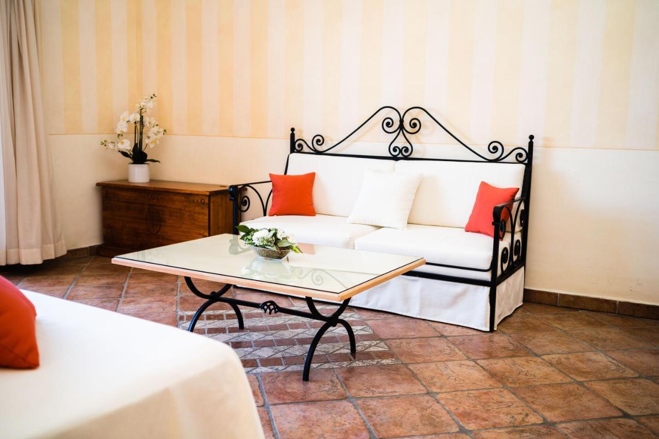 Lh Hotel Pozzo Sacro Olbia Exterior foto