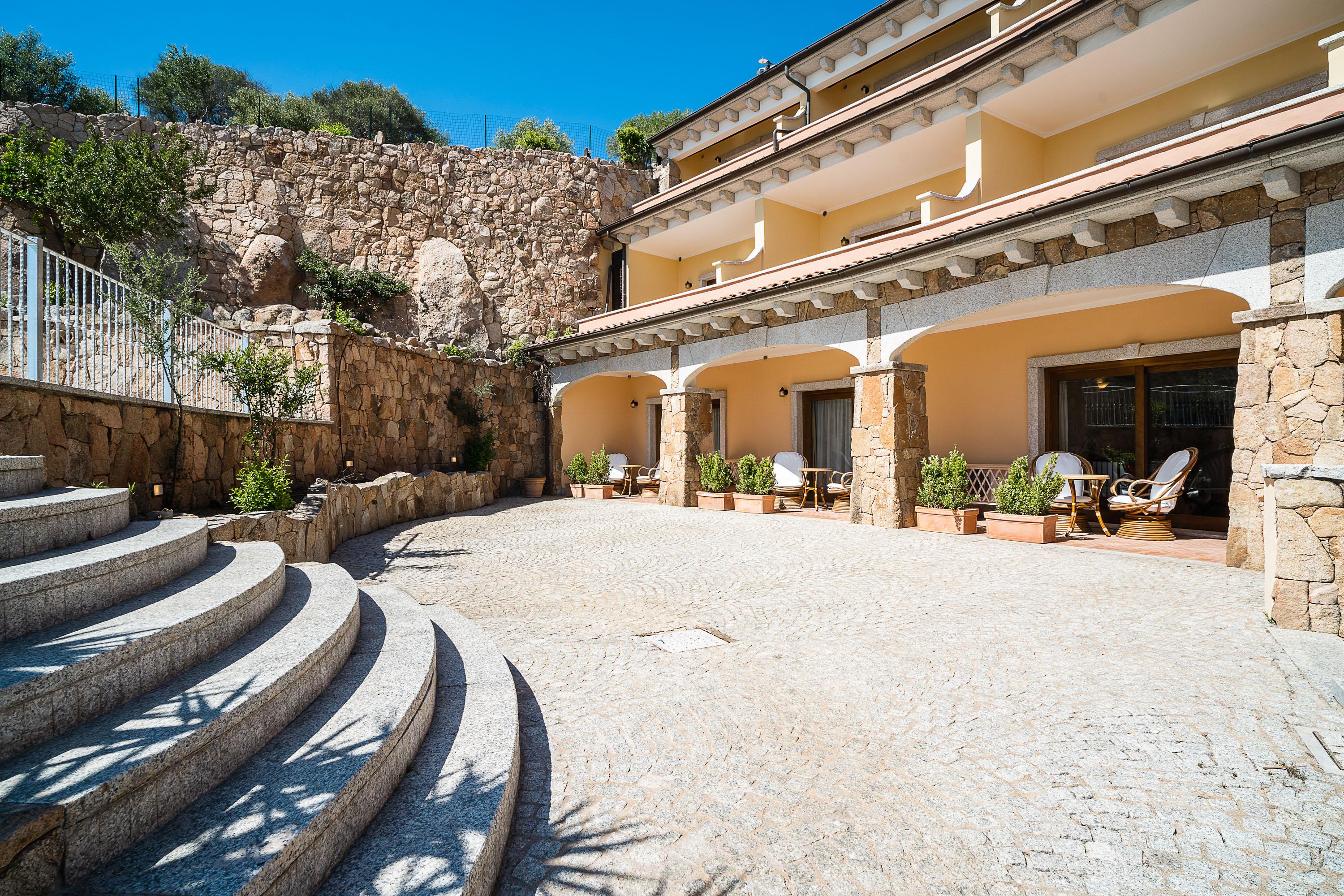 Lh Hotel Pozzo Sacro Olbia Exterior foto